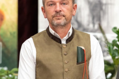 20250905_192525_A0_02914-De