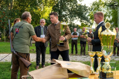 20250907_181201_A1_04283-De